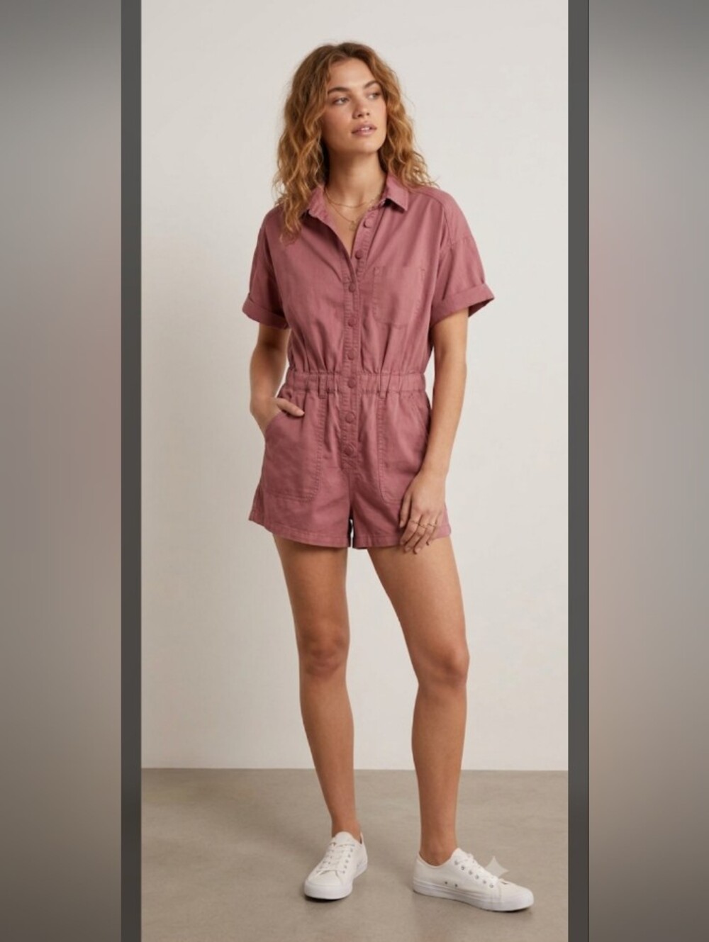 Urban Outfitters Mauve Romper Size Small NWT‎